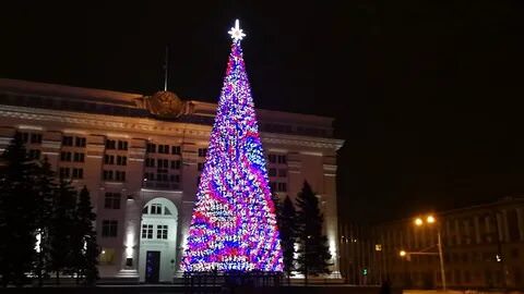 Кемеровская новогодняя елка стала причиной скандала на всю страну 