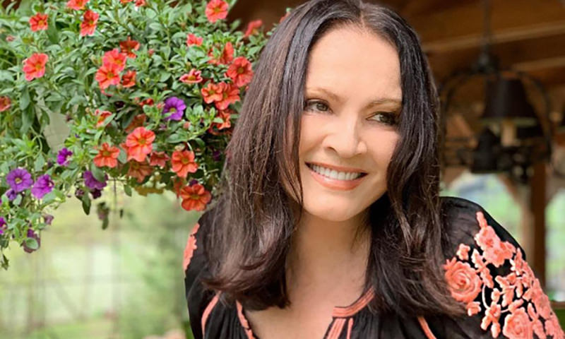 Ротару предложили лишить звания народной артистки СССР 