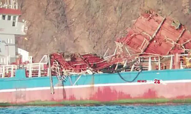 В Находке произошел взрыв на танкере. Погибли три человека В Находке произошел взрыв на танкере. Погибли три человека