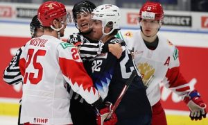 Российская молодежка проиграла США на чемпионате мира по хоккею