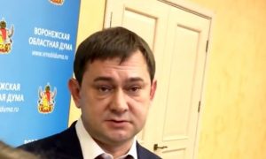 Почему содержание губернатора выросло на 500 тыс. руб? Отвечает лидер воронежской ЕР