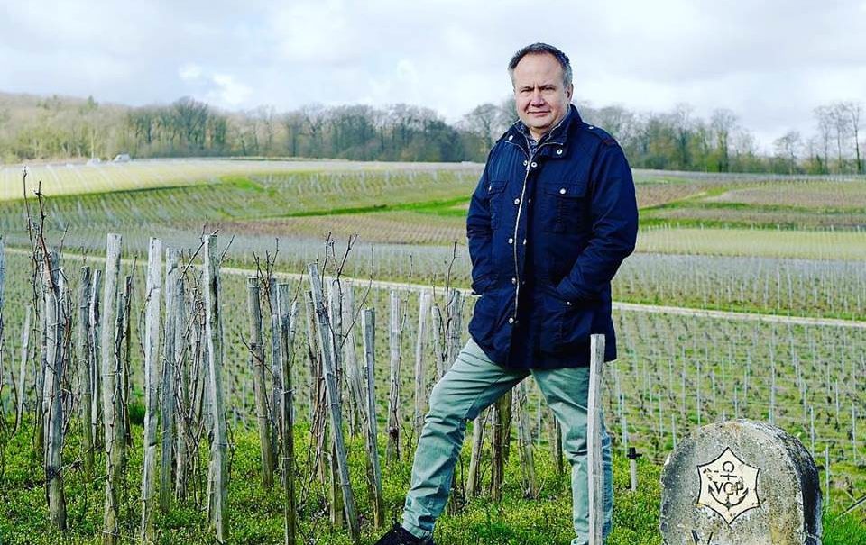 «В раю живете»: экс-губернатор позвал работников французского виноградника в Пермь 