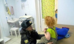 Российские полицейские просят разрешить им изымать детей из семей