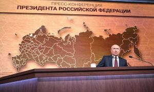 Путин о необходимости работы по детской медицине, чтобы не собирать детям деньги смсками