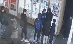Убийство 16-летнего студента в Волгограде сняли камеры наблюдения