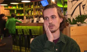 Комик Долгополов уехал из России из-за обвинения в оскорблении чувств верующих