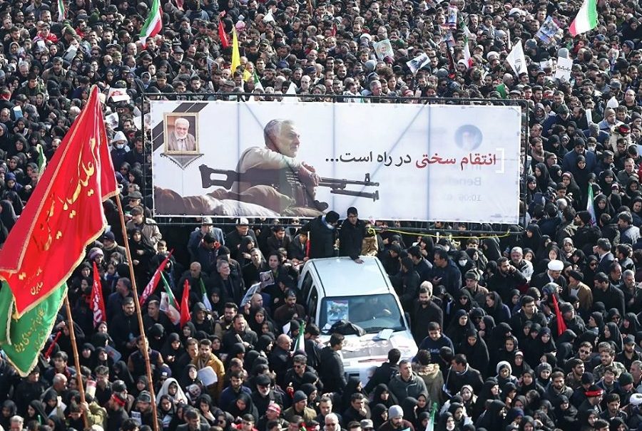 Иран перенес дату похорон генерала Сулеймани из-за полусотни погибших в давке 