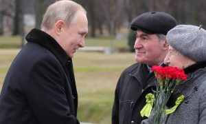 Президент Путин поручил выплатить к 75-летию Победы ветеранам по 75 тысяч рублей