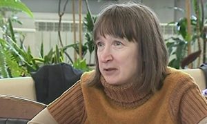 Спросившей Путина о жизни на 10 тысяч рублей россиянке нашли работу