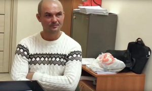 Оставленным в Шереметьево детям нашли новый дом