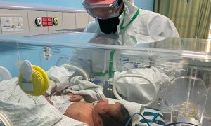 Первый случай коронавируса у новорожденного зафиксирован в Китае