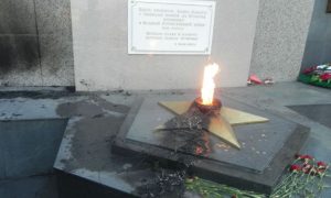 Путин решил ввести уголовную ответственность за уничтожение военных мемориалов
