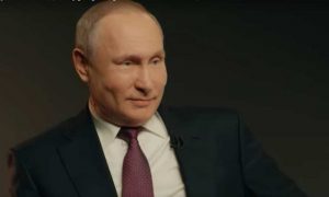 «Если кто-то посмеет, мы повторим»: Путин жестко ответил критикам итогов ВОВ