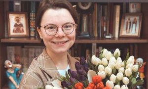 «Вот и прокололась!»: молодая жена Петросяна подтвердила рождение их сына