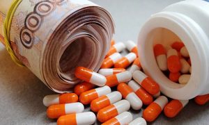 Российских чиновников заставили купить лекарство за 20 млн рублей для больной девочки