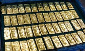 Российские банки экстренно переправляют золото в Лондон: что это значит?