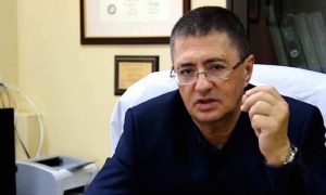 «Загоняют под шконку»: доктор Мясников рассказал о нападениях в больницах на пациентов с коронавирусом