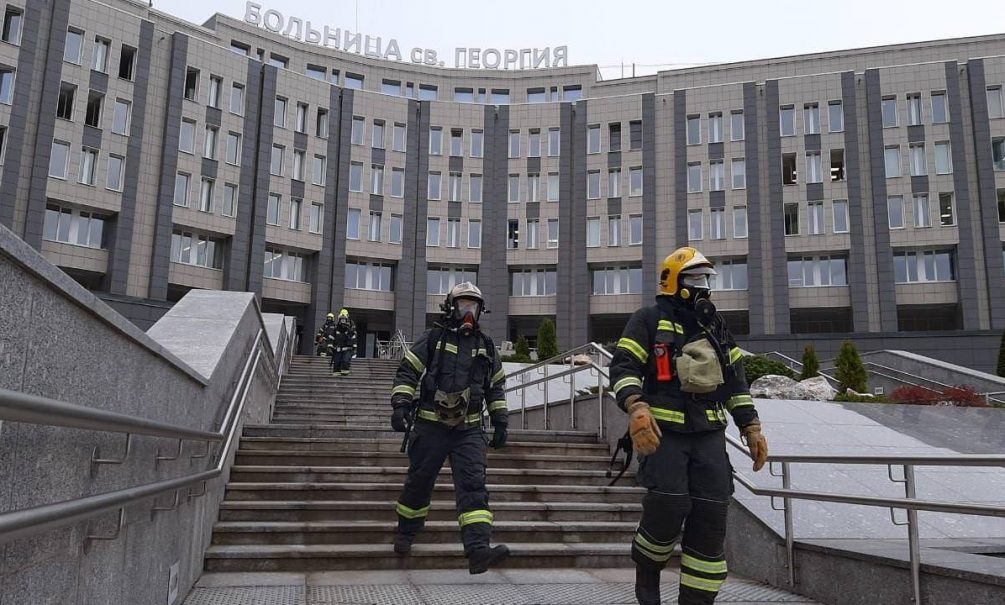 В Петербурге при пожаре в больнице погибли пятеро пациентов с коронавирусом