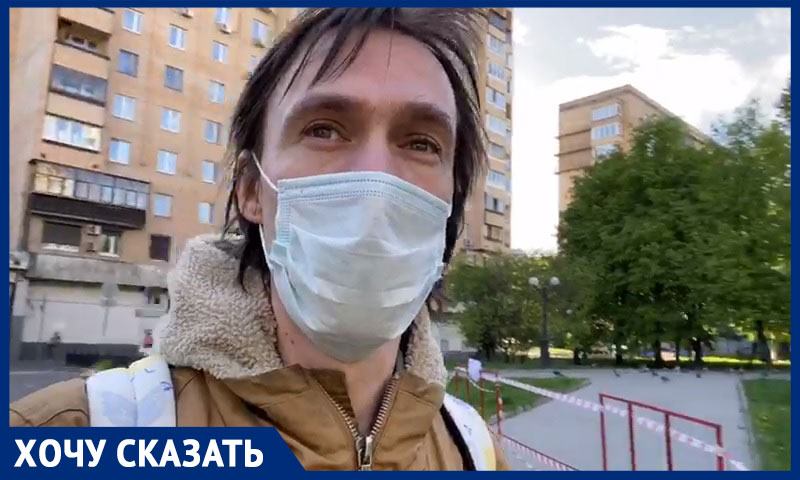 Бессмысленные ограды создают столпотворения: москвичи пожаловались на перекрытые бульвары 