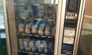 Власти Санкт-Петербурга дали странное объяснение отказа от бесплатной раздачи масок