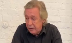 «Я не понимаю, как дальше жить»: Михаил Ефремов записал обращение к семье погибшего