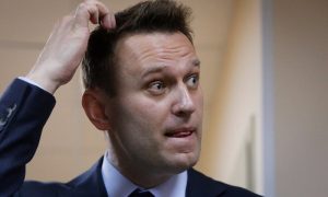 За холуя и предателя ответишь: на Навального завели уголовное дело за клевету на ветерана войны