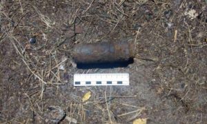Туристы развели костер на снаряде времен ВОВ в лесу под Балтийском. Тяжело ранены дети