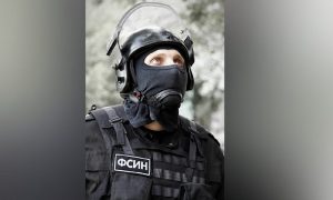 Замначальника донской колонии обещал УДО за взятку, но сел сам