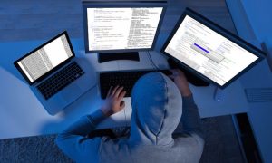 Хакеры продают личные данные россиян, проголосовавших по поправкам к Конституции