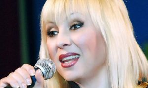 Исполнительницу хита «Ягода-малина» Валентину Легкоступову нашли с пробитой головой