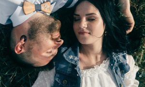 «Лохи — не мамонты, не вымрут»: россиянка, которой муж отрубил руки, обманывала всех, даже мать