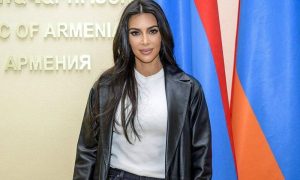 «Молимся за храбрых мужчин»: Ким Кардашьян вступилась за Армению в военном конфликте