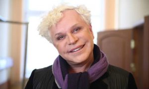 «Прикован к постели»: СМИ сообщили об ухудшении состояния Бориса Моисеева после инсульта