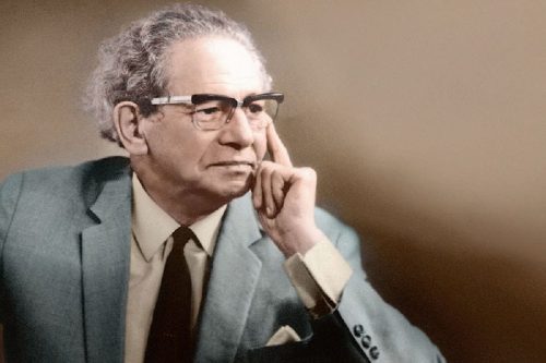 Волнения, нищета и вирус: исследователи опубликовали пророчества Мессинга на 2021 год