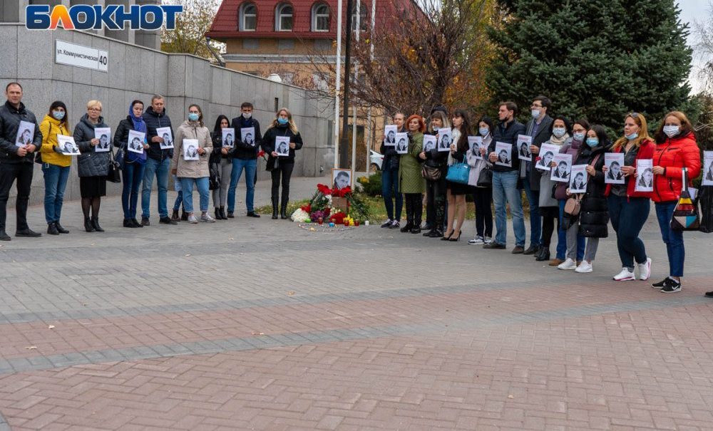 Волгоградцы требуют наказать семейную пару подстрекателей смертельных разборок в родительском чате 