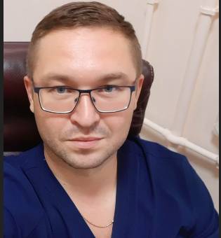 В соцсетях осуждают врача, разыгравшего «волшебный» чек-лист для лечения ковида дома