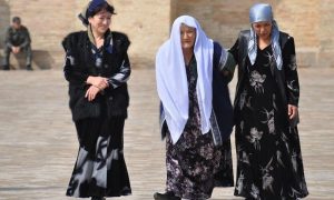 Власти Узбекистана будут платить гражданам за прогулки