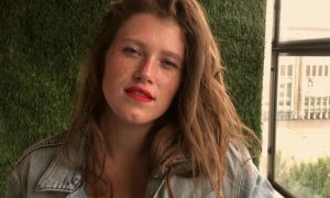 «Очень люблю выпить»: звезда сериала «Чики» рассказала о проблемах с алкоголем