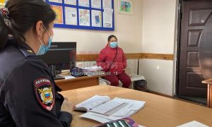 Выбросили на мороз: в Кызыле младенец замерз насмерть, пока его родители пили