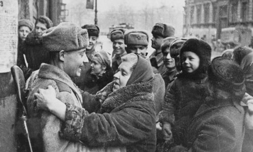 Это был настоящий прорыв — жители блокадного Ленинграда получили шанс —  Блокнот Россия