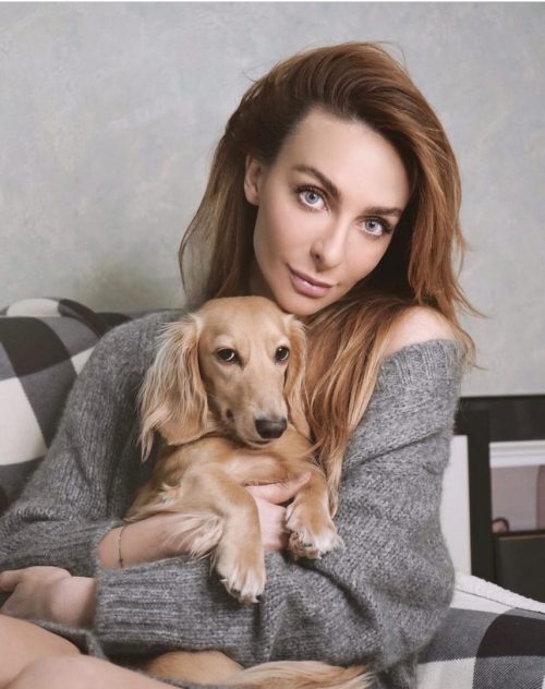 Топ-10 самых завидных невест российского шоу-бизнеса и их доход