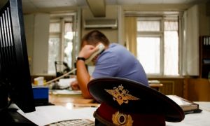 Трех малолетних детей нашли в подвале жилого дома в Питере