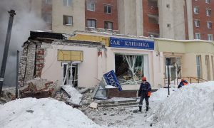 Момент взрыва, уничтожившего суши-маркет в Нижнем Новгороде, попал на видео