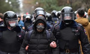 Протест сливают или это временное затишье? Эксперты обсуждают отказ штаба Навального от новых акций