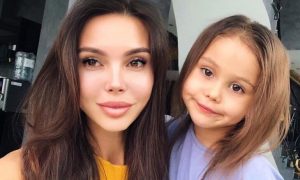 «Лея обожает смотреть на кровь»: Оксана Самойлова сделала «уколы красоты» при 6-летней дочери