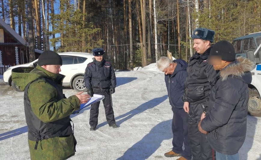 Позвал рубить лес, а прорубил голову: СКР раскрыл жуткие подробности убийства уральца, расчлененного отцом 