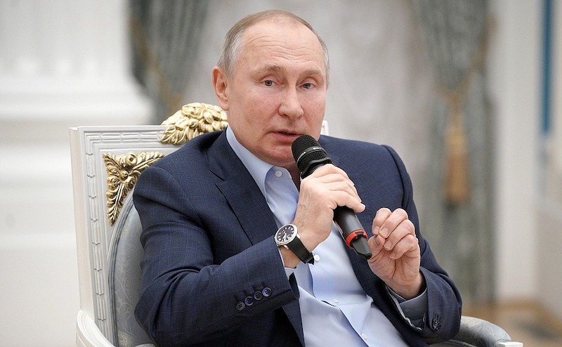 Путин заявил, что доводящих детей до суицида «ублюдков» надо давить как букашку 