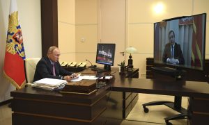 «Силовики готовы снести оппозиционных губернаторов»: кто из глав регионов потерял устойчивость