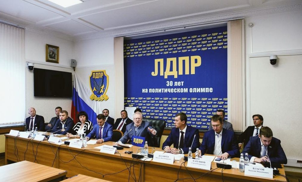 Как ЛДПР произведет перезагрузку: кто идёт на смену Жириновскому 