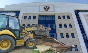 Волгоградские чиновники не смогли объяснить в суде, зачем сносят туристический комплекс «Сосновый бор»